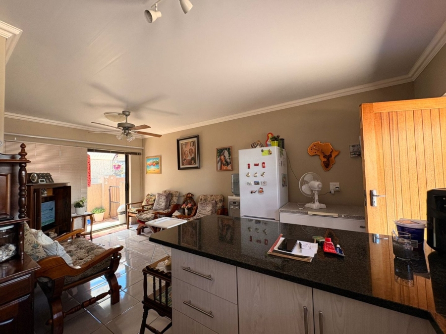 2 Bedroom Property for Sale in Wilkoppies North West